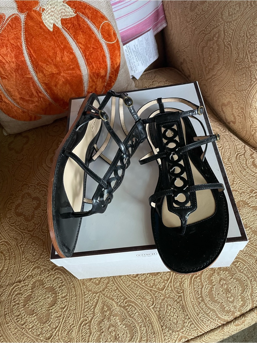 Black Women's Strappy Gladiator Sandals